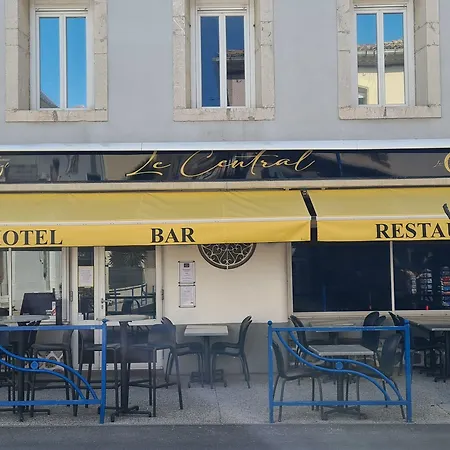 Le Bar Restaurant Hotel 2*