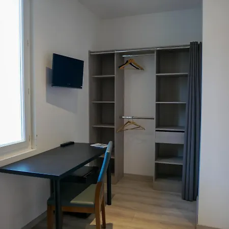 فندق Le Bar Restaurant 2*