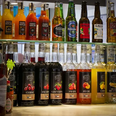 Le Bar Restaurant 2* بالاروك ليه بان